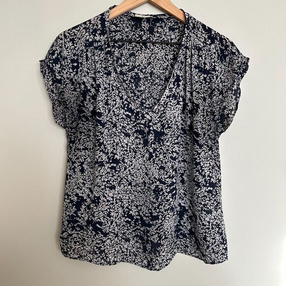Joie Cap Sleeve V-Neck Floral Silk Blouse - Picture 1 of 8